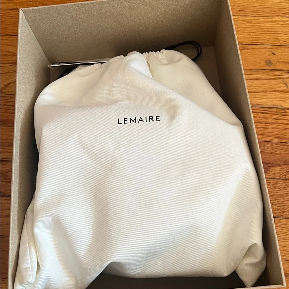 Lemaire camere bag black with dustbag and box in EUC-almost new - Picture 3 of 15